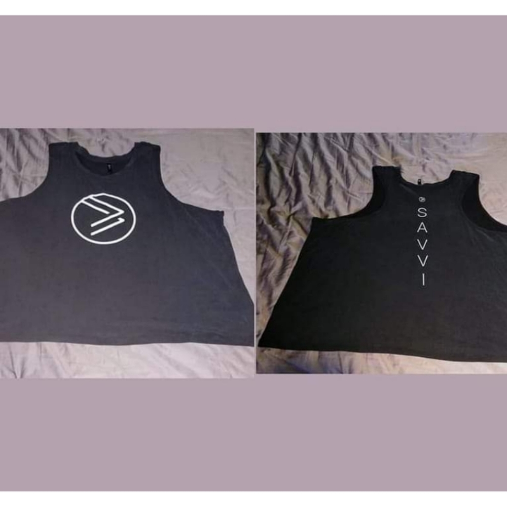 NWT Riot Tank Circle Front - Picture 3 of 3